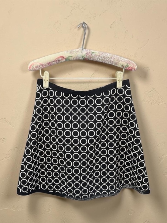 The Limited Dresses & Skirts - The Limited | Black with White Circle Design Mini skirt | Size 0